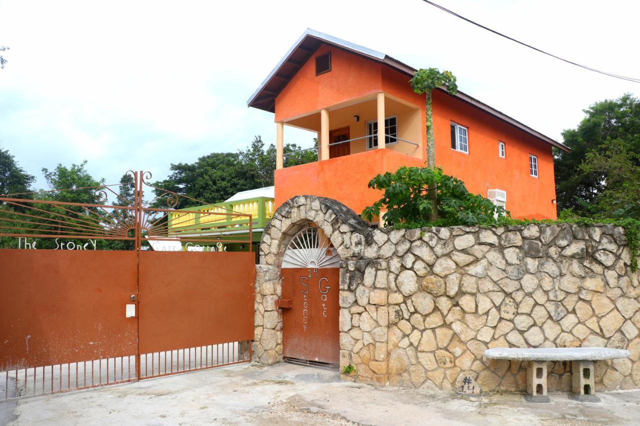 Stoney Gate Cottages Negril Exterior photo